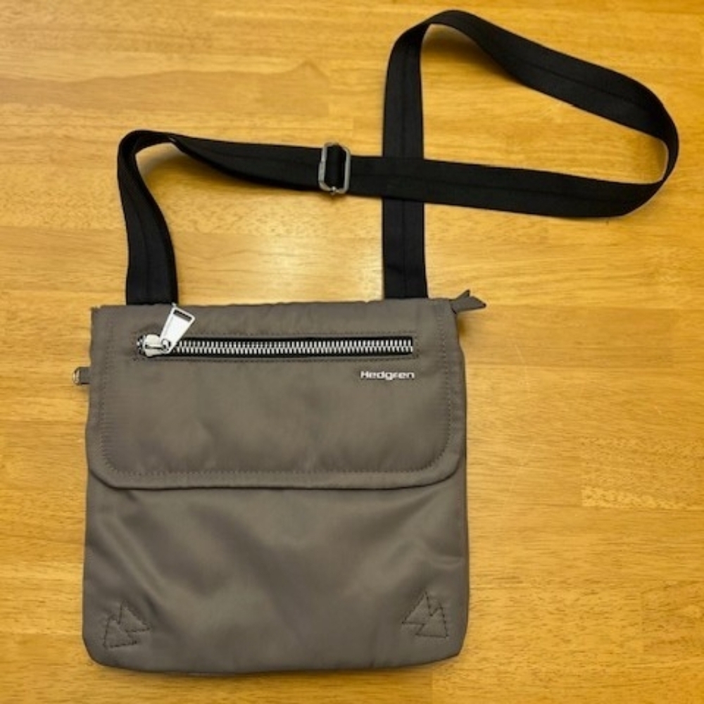 Hedgren Victoria Sustainably Made Crossbody is